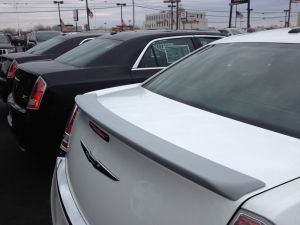 Спойлер крышки багажника для Chrysler 300C 2011-